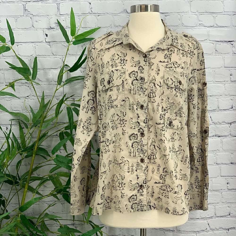🎉Chico's Tan w/ Aztec People & Animals Blouse